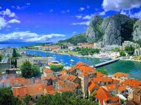 Apartments near beach